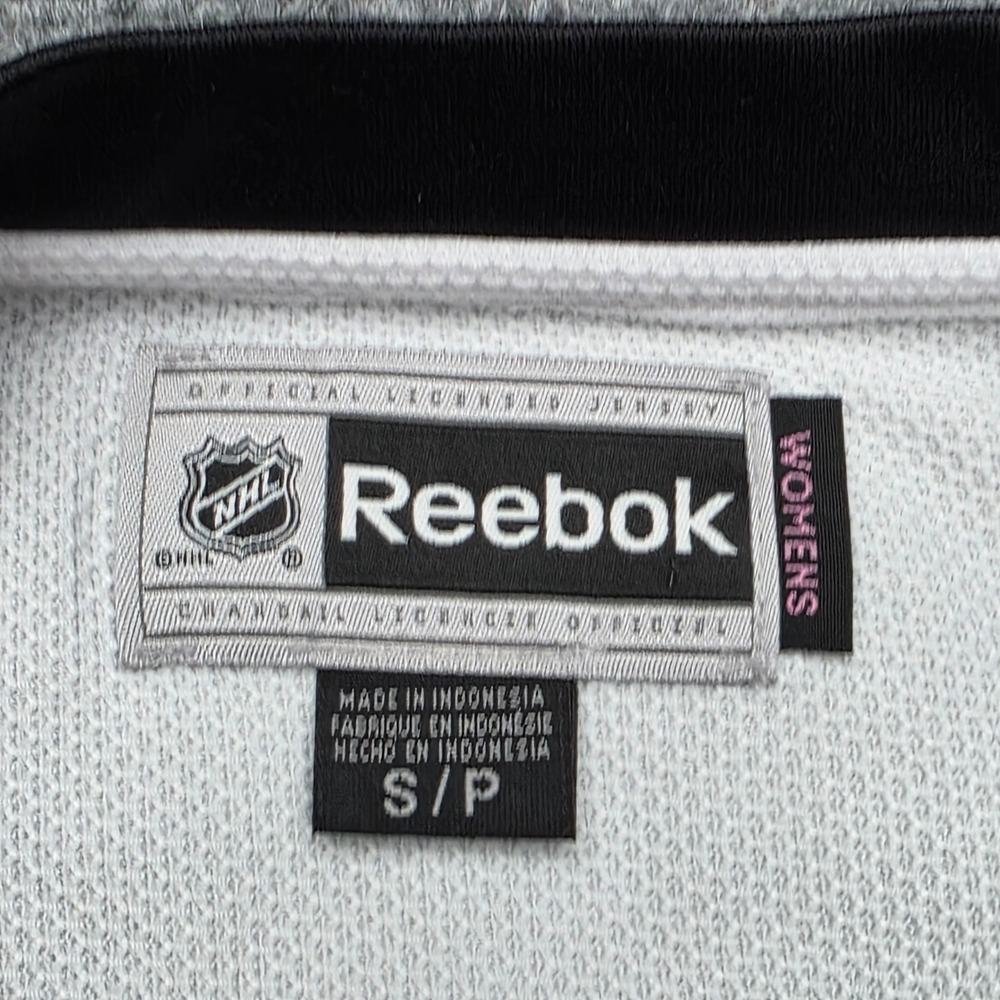 Patrick Kane Chicago Blackhawks Reebok Jersey Women Small 2013 Stanley Cup Champ - Picture 4 of 11